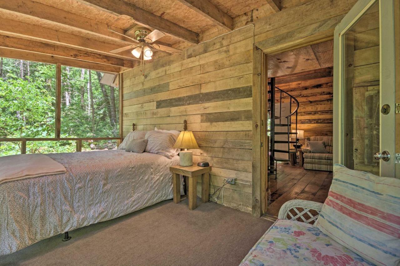 Creekside Cabin With Deck In Pisgah Forest! Barnardsville エクステリア 写真