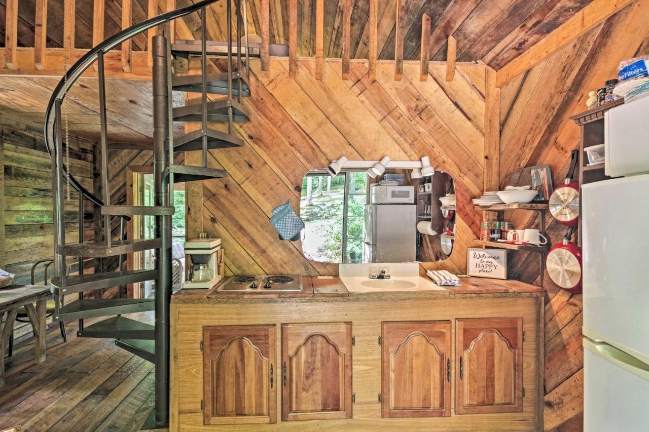 Creekside Cabin With Deck In Pisgah Forest! Barnardsville エクステリア 写真