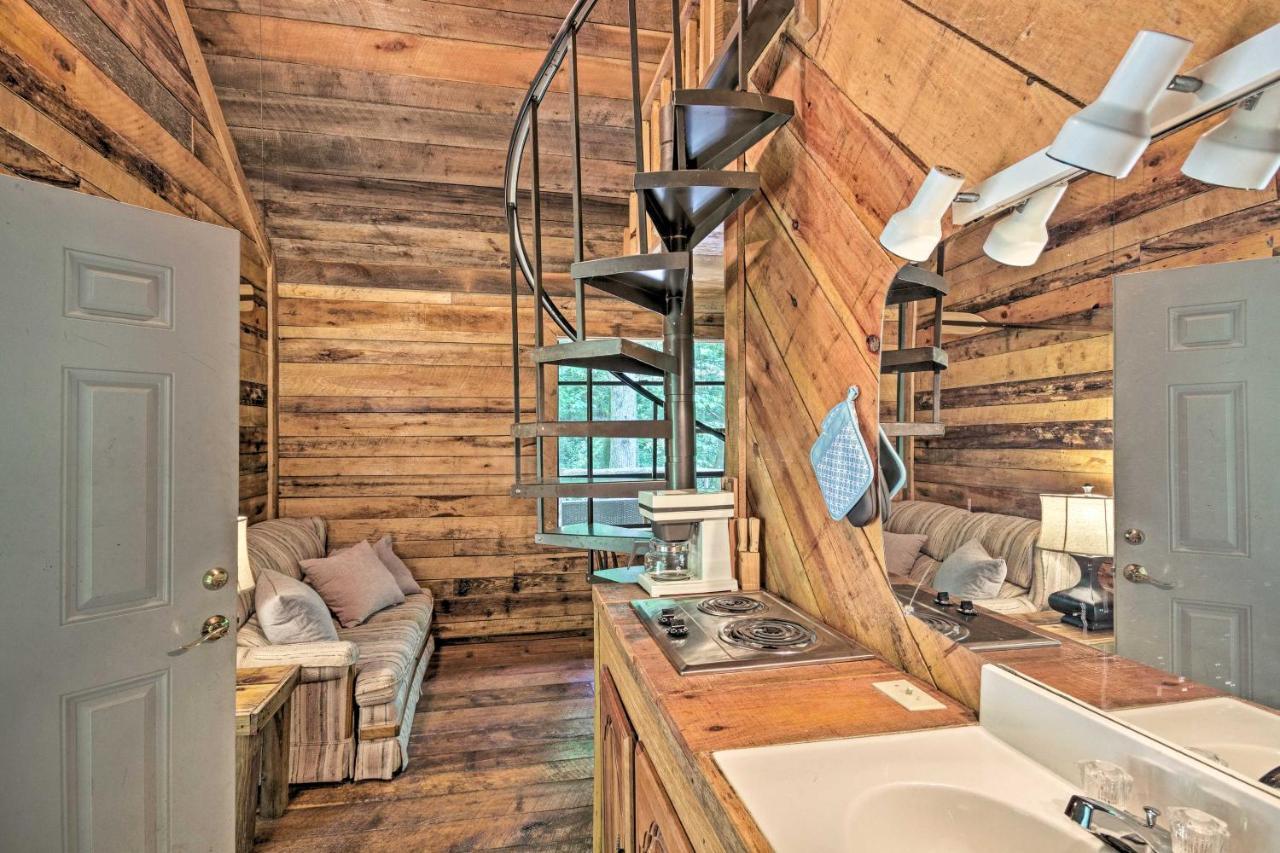 Creekside Cabin With Deck In Pisgah Forest! Barnardsville エクステリア 写真